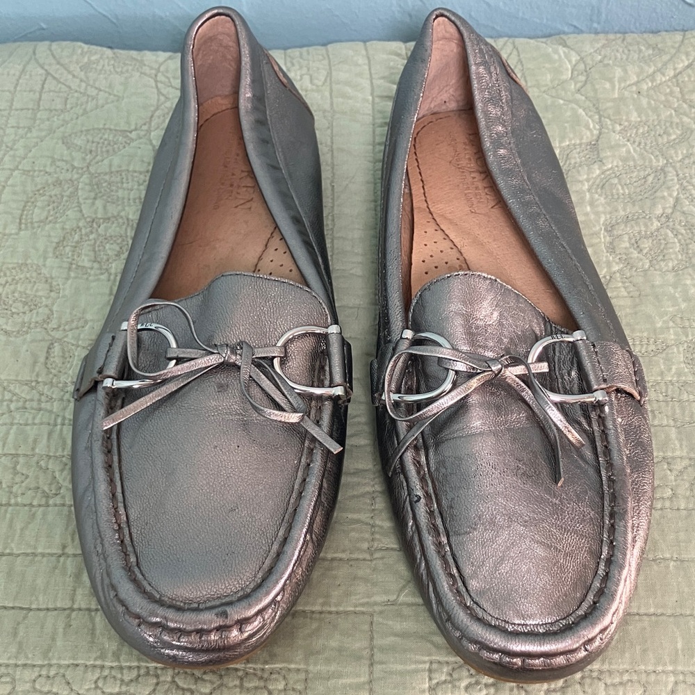 Lauren Ralph Lauren Briley ll silver women’s shoees size 8B